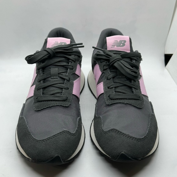New Balance Women's 237 Lifestyle Running Shoes Grey Pink Suede Size 9 - Picture 3 of 15